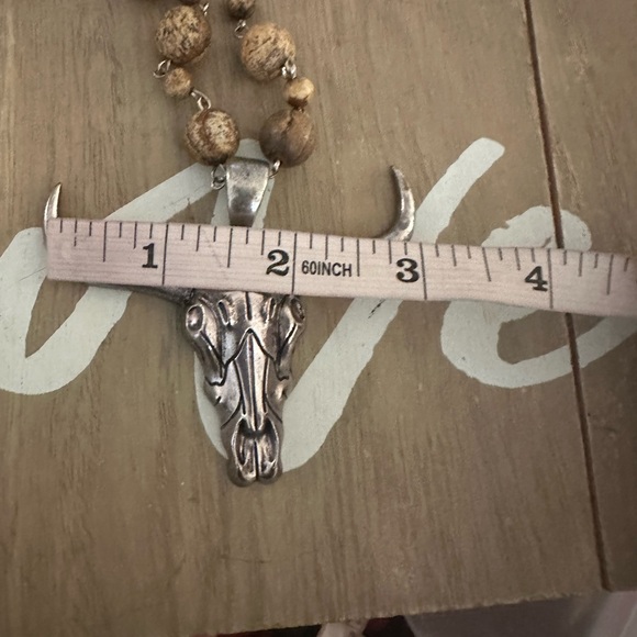 Longhorn Beaded Necklace Reposh - Picture 6 of 9